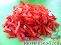 Фото приготовления рецепта: Салат из краснокачанной капусты - шаг №4
