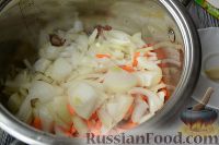 Фото приготовления рецепта: Драники с адыгейским сыром и морковью - шаг №7