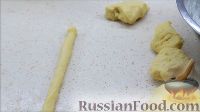 Фото приготовления рецепта: Сосиски в дрожжевом тесте - шаг №9
