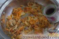 Фото приготовления рецепта: Густой грибной суп с фунчозой - шаг №4