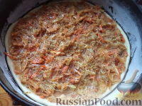 Фото приготовления рецепта: Пирог с квашеной капустой - шаг №14