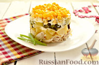 Фото к рецепту: Салат из курицы, с ананасами и кукурузой