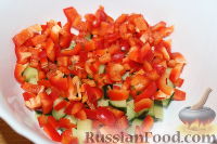 Фото приготовления рецепта: Овощной салат с морской капустой - шаг №3