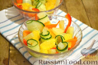Фото к рецепту: Салат с ананасами и апельсинами