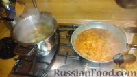 Фото приготовления рецепта: Салат «Оливье» с креветками - шаг №11
