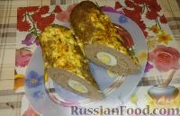 Фото к рецепту: Мясной рулет с яйцом