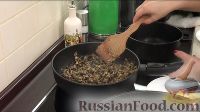 Фото приготовления рецепта: Постные голубцы с грибами - шаг №8