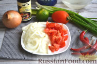 Фото приготовления рецепта: Тайский салат из морепродуктов - шаг №7