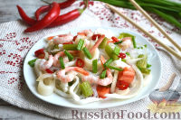 Фото приготовления рецепта: Тайский салат из морепродуктов - шаг №9