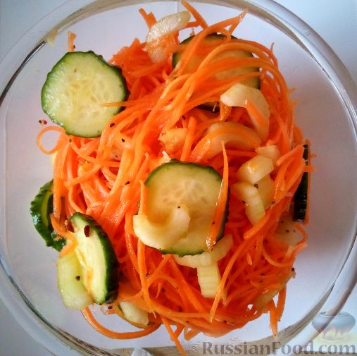 Вкусный Рецепт: Салат из моркови, кукурузы и огурцов