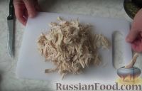 Фото приготовления рецепта: Салат "Деревенский", с курицей и  свеклой - шаг №2