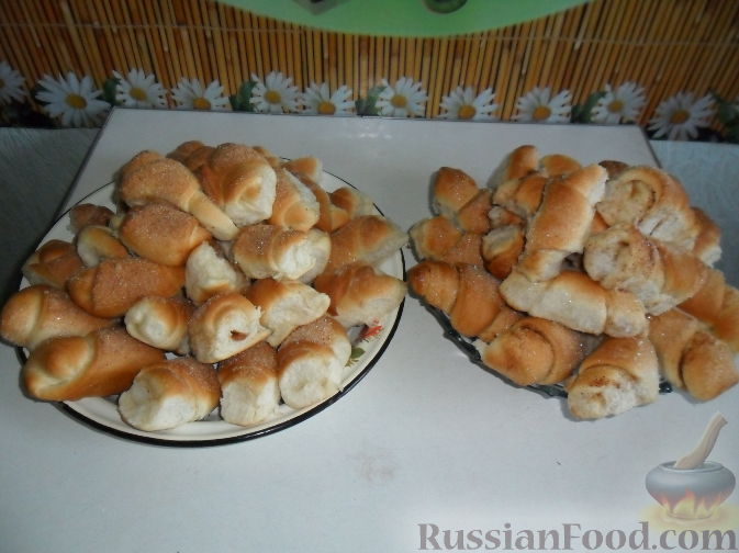 Пирожки из слоенного теста со сгущёнкой - рецепт автора Yana Dudyreva