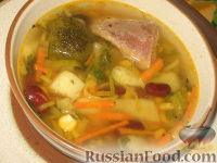Фото к рецепту: Овощной суп с индейкой