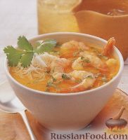 Фото к рецепту: Малайский суп с рисовой лапшой и креветками