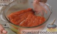 Фото приготовления рецепта: Как засолить красную рыбу - шаг №3