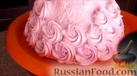 Фото приготовления рецепта: Торт "Кукла Барби"  (украшение из крема) - шаг №18