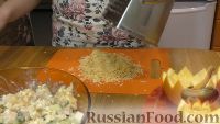 Фото приготовления рецепта: Салат из курицы с апельсинами - шаг №2