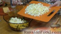 Фото приготовления рецепта: Салат из курицы с апельсинами - шаг №3