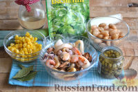 Фото приготовления рецепта: Салат из морепродуктов, с фасолью, кукурузой и каперсами - шаг №1