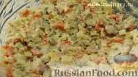Фото приготовления рецепта: Салат с сельдью, по-русски - шаг №11