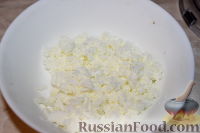 Фото приготовления рецепта: Салат с картофелем, грибами и свеклой - шаг №10