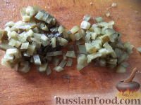 Фото приготовления рецепта: Острый соус из чёрной смородины - шаг №11