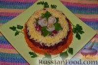 Фото приготовления рецепта: Салат «Любовница» с сыром - шаг №16