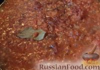 Фото приготовления рецепта: Рыбные тефтели в томатном соусе - шаг №9