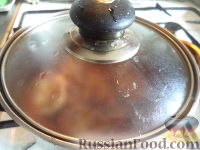 Фото приготовления рецепта: Рыбные тефтели в томатном соусе - шаг №11