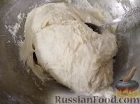 Фото приготовления рецепта: Хлеб пшеничный дрожжевой (очень простой) - шаг №3