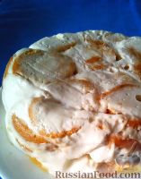 Фото к рецепту: Торт из пряников, со сметанным кремом
