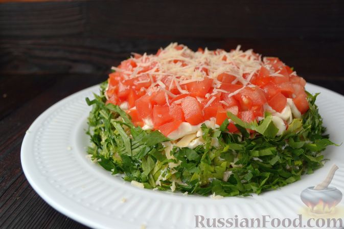Салат овощной слоеный