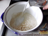 Фото приготовления рецепта: Рисовые "колобки" (онигири, омусуби) - шаг №2