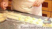 Фото приготовления рецепта: Пельмени с картофелем - шаг №10