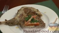 Фото приготовления рецепта: Кролик в сметанно-медовом соусе - шаг №8