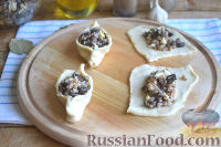 Фото приготовления рецепта: Кундюмы с гречкой и грибами - шаг №13