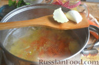 Фото приготовления рецепта: Суп с пельменями - шаг №8