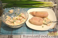 Фото приготовления рецепта: Кальмары, фаршированные творогом и креветками - шаг №8