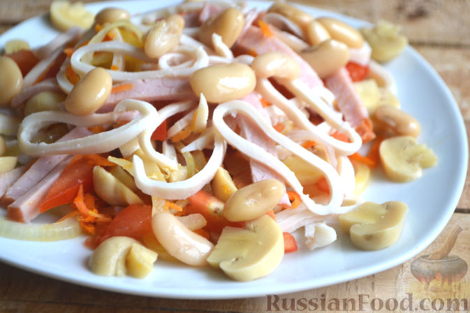 Салат с кальмарами и спаржевой фасолью - пошаговый рецепт с фото на баштрен.рф