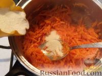 Фото приготовления рецепта: Морковные котлеты - шаг №4