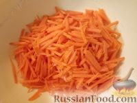 Фото приготовления рецепта: Морковные котлеты - шаг №2