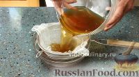 Фото приготовления рецепта: Суп из сушёных грибов с домашней лапшой - шаг №7