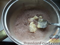 Фото приготовления рецепта: Шоколадная глазурь "4 ложки" (для тортов) - шаг №3