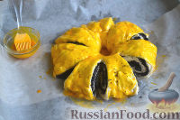 Фото приготовления рецепта: Пасхальный пирог "Цветок" с маком - шаг №13