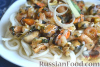 Фото к рецепту: Спагетти с морепродуктами