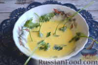 Фото приготовления рецепта: Салат «Рыба-клоун» с морской капустой и тунцом - шаг №10