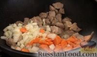 Фото приготовления рецепта: Жаркое с картофелем, по-домашнему - шаг №4