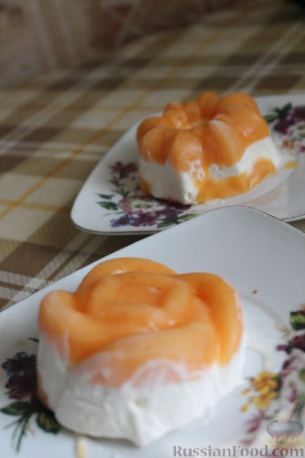 Рецепт Сливочное мороженое с персиками