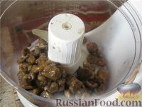Фото приготовления рецепта: Картофельная запеканка с грибами постная - шаг №3