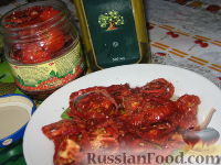 Фото к рецепту: Сушеные помидоры